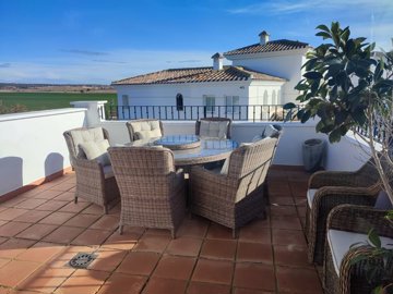 apartment-for-sale-in-hacienda-riquelme-golf-