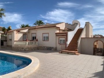 villa-for-sale-in-san-luis-es129-175948-1