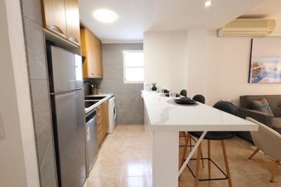 28323-apartment-for-sale-in-torrevieja-4-larg