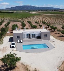 villa-for-sale-in-pinoso-1