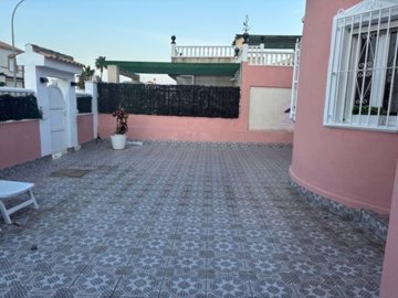 villa-for-sale-in-playa-flamenca-es105-176262