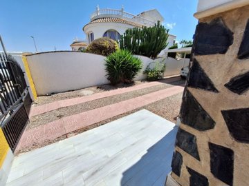 villa-for-sale-in-camposol-4