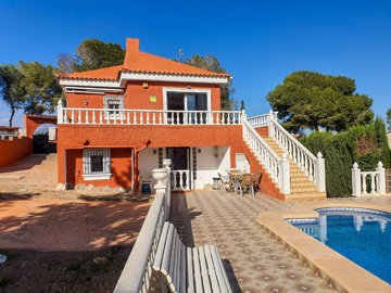 detached-villa-for-sale-in-los-balcones-es375