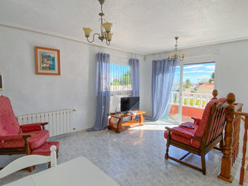 detached-villa-for-sale-in-los-balcones-es375