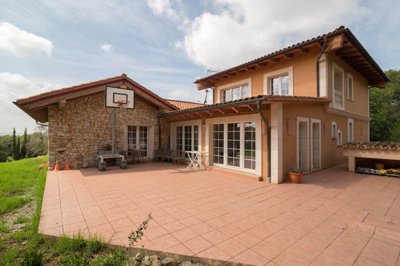 villa-for-sale-in-monturi-10