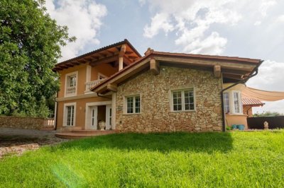 villa-for-sale-in-monturi-8