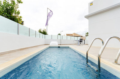 villa-for-sale-in-torrevieja-es575-172983-3