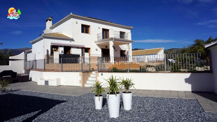 Image No.1-Maison de campagne de 4 chambres à vendre à Algarinejo