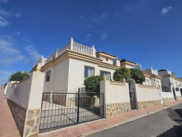 153024-quadrant-for-sale-in-rojales-1-large