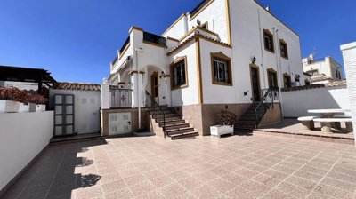 13194-quad-house-for-sale-in-vistabella-golf-