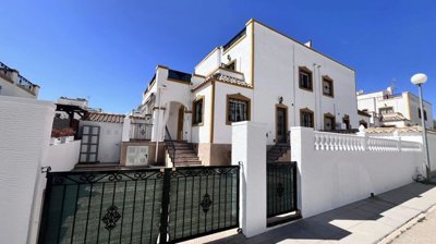 13194-quad-house-for-sale-in-vistabella-golf-