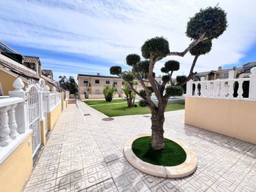 apartment-in-san-miguel-de-salinas-3-large