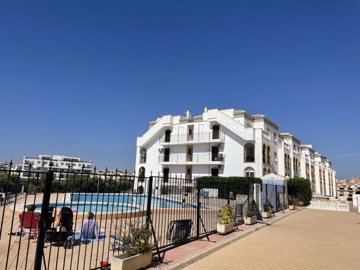 apartment-in-la-zenia-1-large