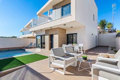 villa-for-sale-in-san-miguel-de-salinas-es692