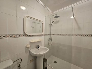 apartment-in-torrevieja-13-large