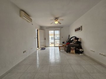 apartment-in-torrevieja-8-large