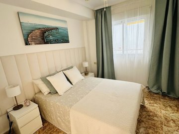 apartment-in-punta-prima-16-large