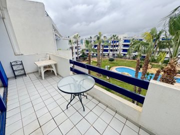 apartment-in-playa-flamenca-8-large