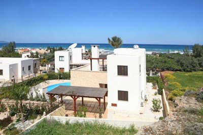 Detached Villa For Sale  in  Argaka