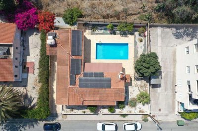 Detached Villa For Sale  in  Acheleia