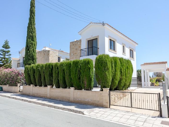 Image No.1-3 Bed Villa for sale