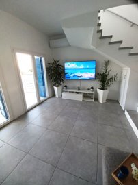 Semi Detached Villa For Sale  in  Chlorakas