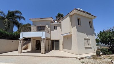 Detached Villa For Sale  in  Acheleia