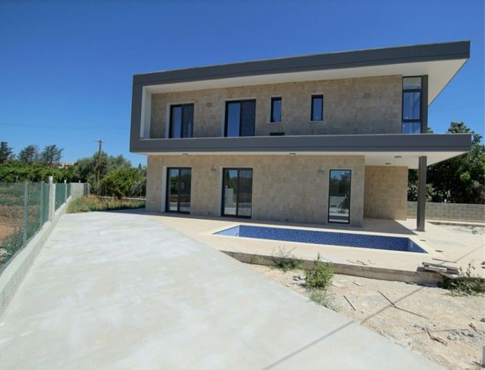 Image No.1-3 Bed Villa for sale