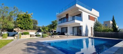 Detached Villa For Sale  in  Acheleia