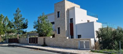 Detached Villa For Sale  in  Acheleia