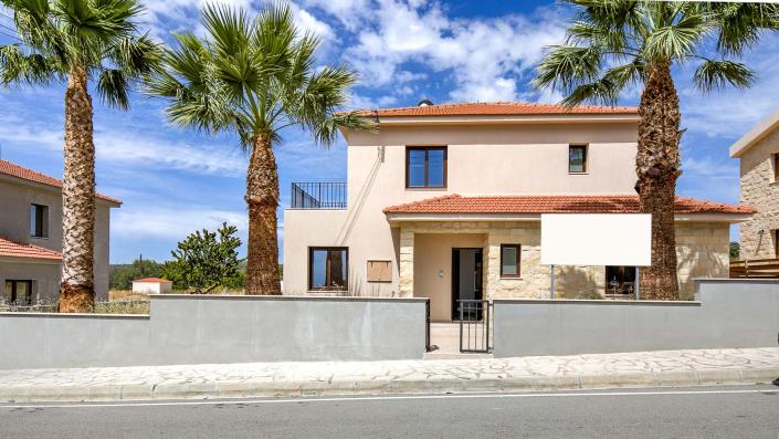 Image No.1-3 Bed Villa / Detached for sale