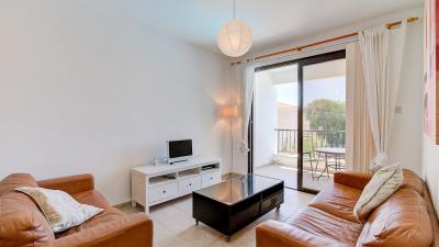 Apt-220-Pissouri-Vines--8-of-14-