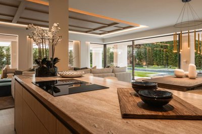 Nueva Andalucia refurbished luxury villa (13)