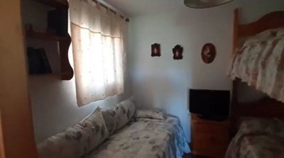 bedroom2