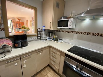 KITCHEN (2)