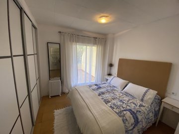 BEDROOM (2)