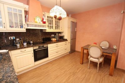 KITCHEN 2