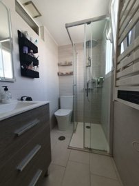 Bathroom1