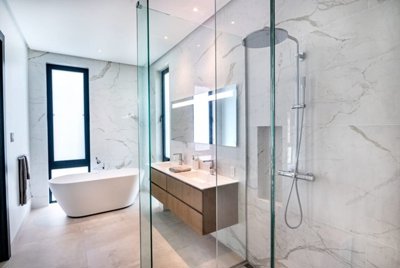 bathroom-with-shower-1170x785