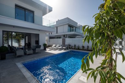 a34-14-exterior-swimming-pool-1