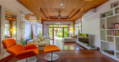 koh-samui-villa-for-sale-large-garden-plai-la