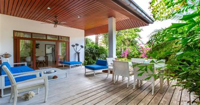 koh-samui-villa-for-sale-large-garden-plai-la