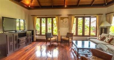 koh-samui-villa-for-sale-big-garden-plai-laem