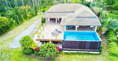 koh-samui-villa-for-sale-big-garden-taling-ng