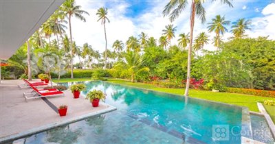 beachside-villa-for-sale-koh-samui-big-garden