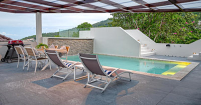 koh-samui-sea-view-villa-for-sale-large-garde