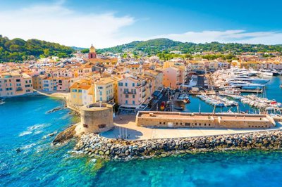 saint-tropez-view-of-the-city-of-saint-tropez