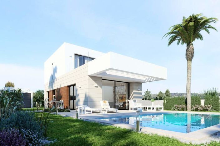 Image No.1-4 Bed Villa / Detached for sale