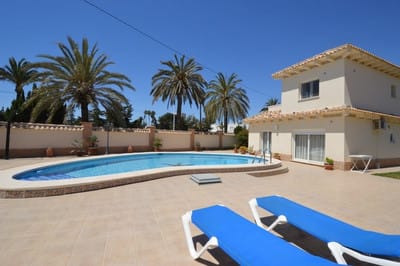 Image No.1-4 Bed Villa / Detached for sale