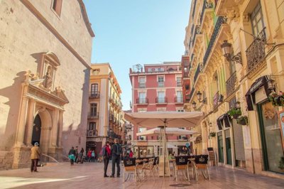 plazadelabadpenalvaalicantecitycenter